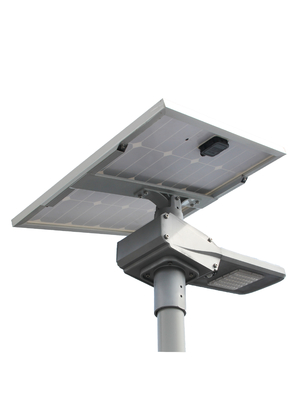 تعمل بالطاقة الشمسية منفصلة الصمام شارع الخفيفة 140LM ​​/ W للماء IP65 40W ضمان 5 سنوات