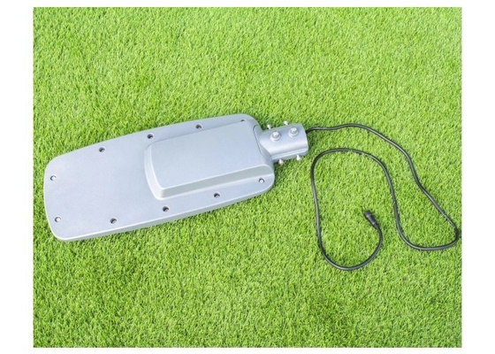 7800-9000LM التلقائي شارع الخفيفة للطاقة الشمسية IP65 60W 140LM ​​/ W CE بنفايات الموافقة