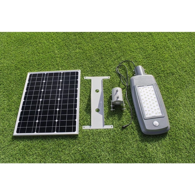 30W 140lm / w ارتفاع الطاقة الشمسية شارع الخفيفة IP65 للماء عالية مشرق نصف فصل